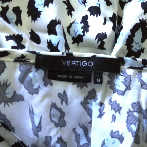 Vertigo Animal Print Racerback Top Ruffled Neckline Stretch Banded Hem EUC Sz M - Picture 4 of 5